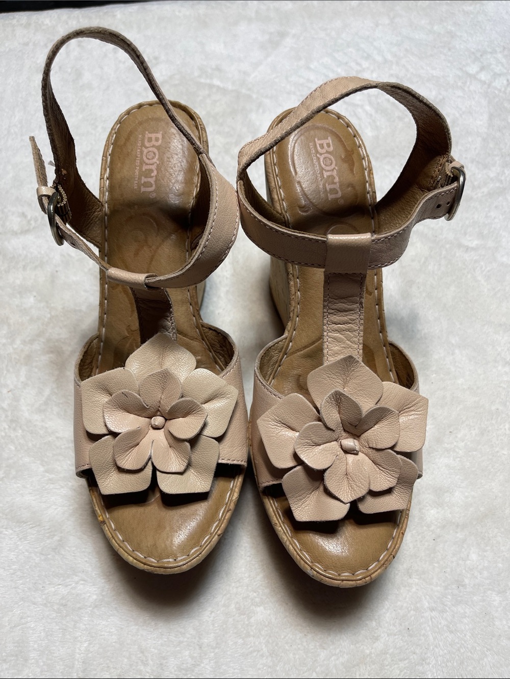 Born Nude Floral Cork Wedge Sandals Size 8 - Picture 2 of 6